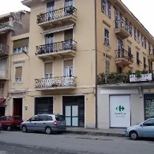 Villagrande , Varazze Italia